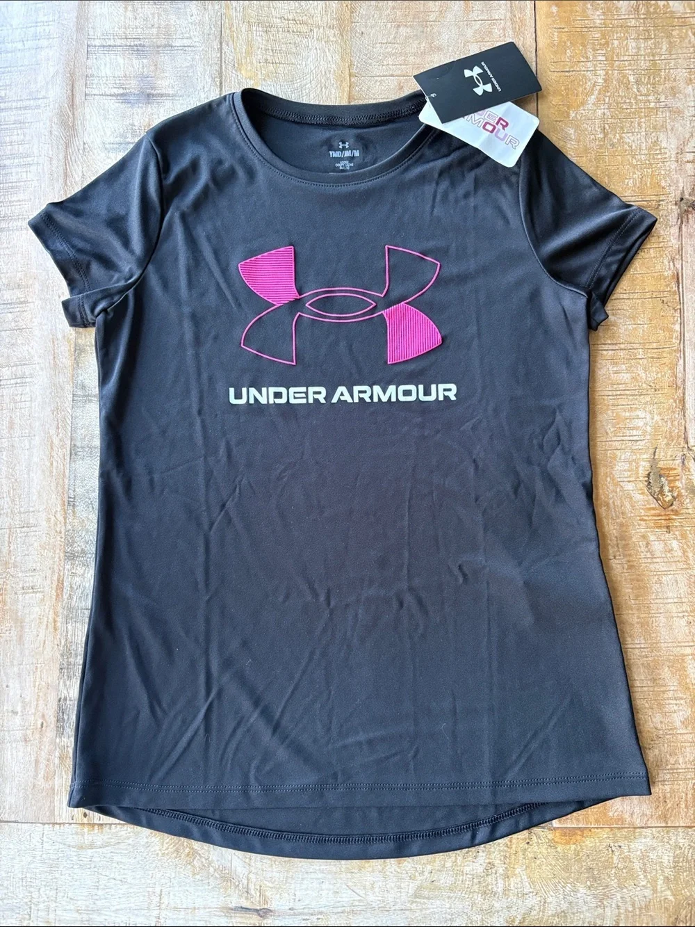 NWT Under Armour Girls Short Athletic Tee size YMD